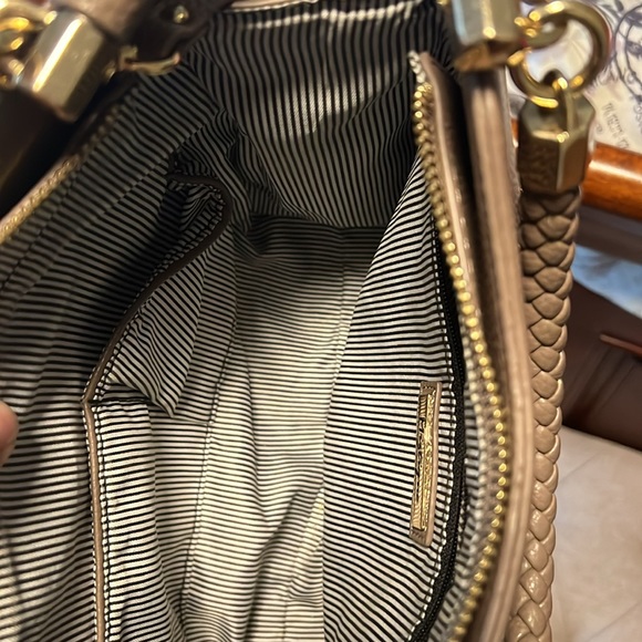 Miztique handbag - Picture 8 of 11